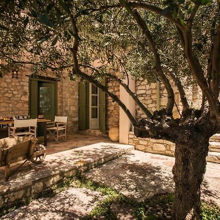 Kyparissia Old Town Lodge With Amazing Sea View Exterior photo