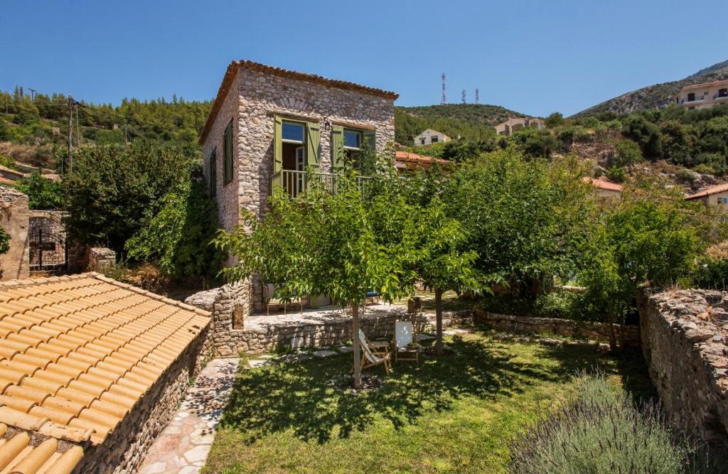 Kyparissia Old Town Lodge With Amazing Sea View Exterior photo